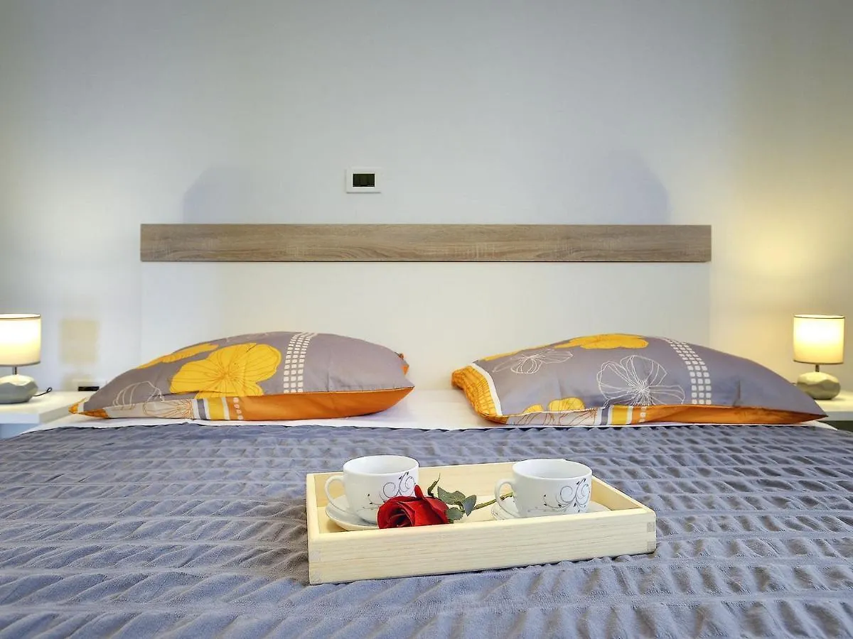Modern Villa With Private Pool Near Beach Valbandon